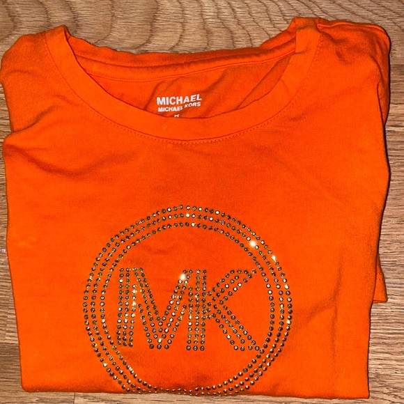 Michael Kors - Picture 1 of 1